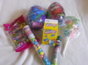 Ideas for Filling Easter Baskets Whatever the Age www.wifemomhouseohmy.com